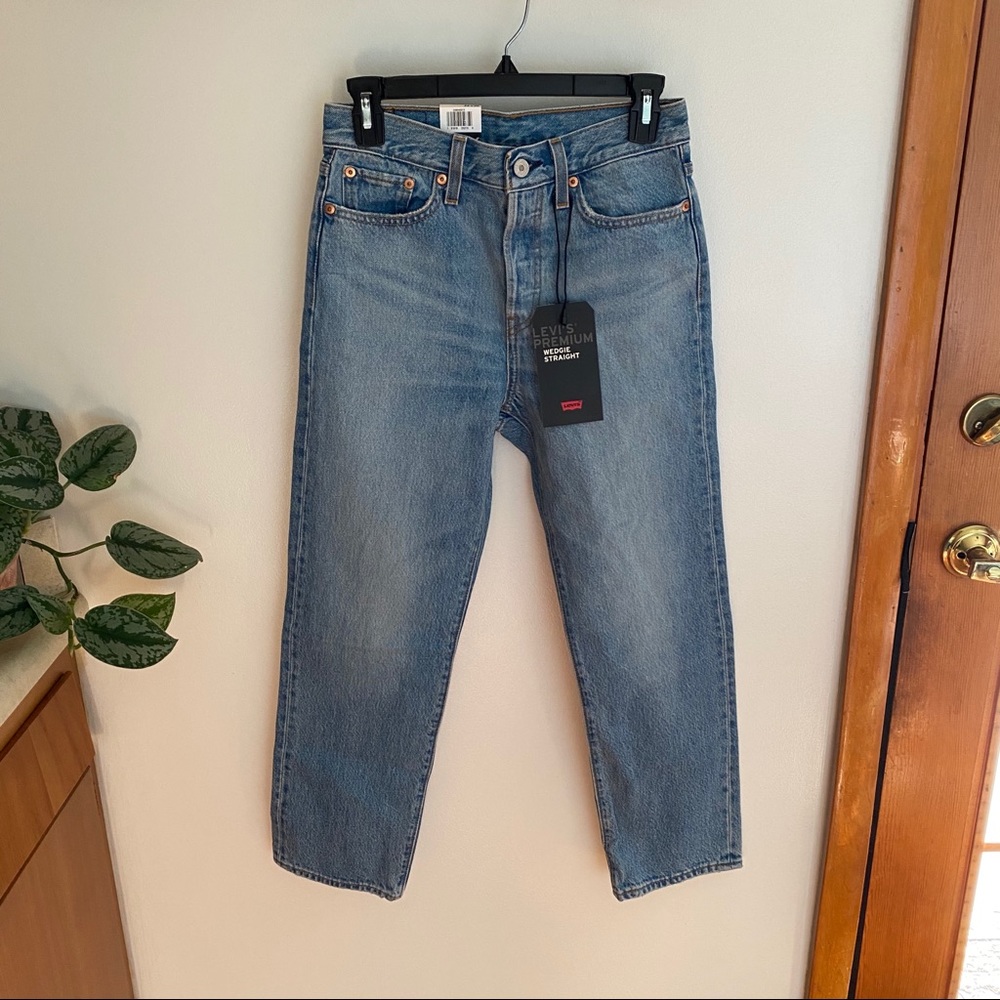 Levi’s wedgie Jeans